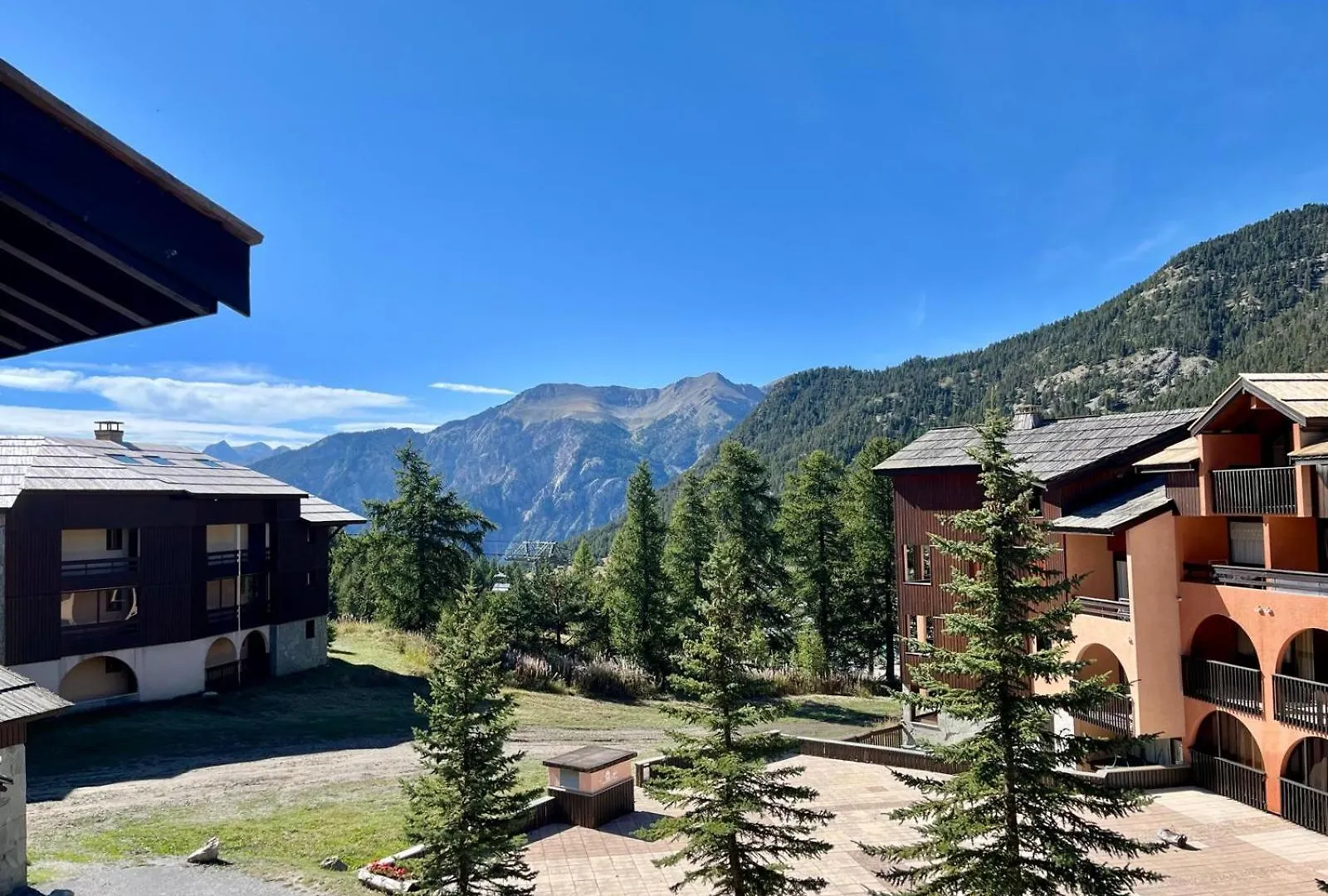 Cosy Apartment In The Mountain Charme Montgenevre