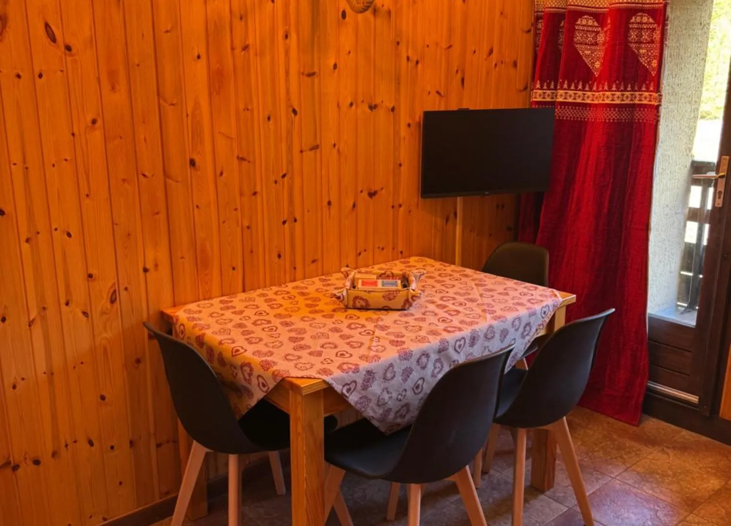 Cosy Apartment In The Mountain Charme Montgenevre