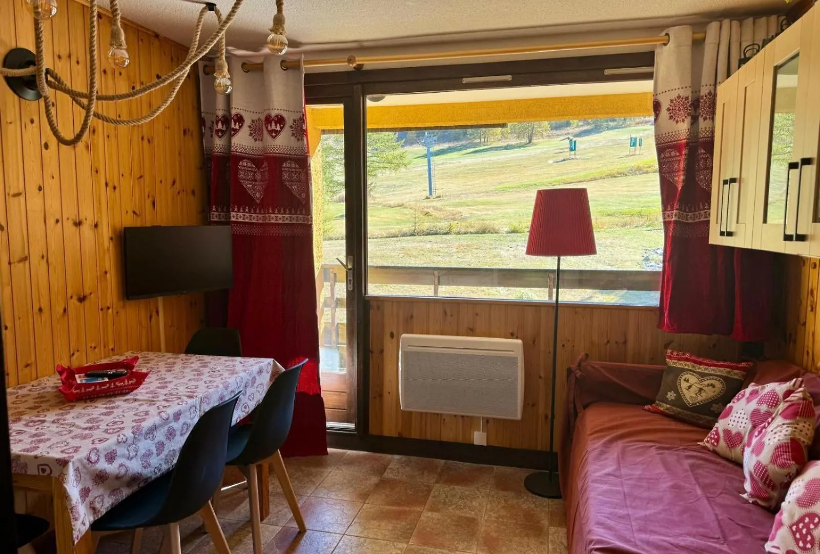 Cosy Apartment In The Mountain Charme Montgenevre France